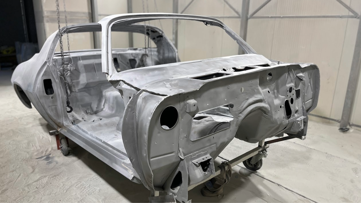Auto karosszéria 1